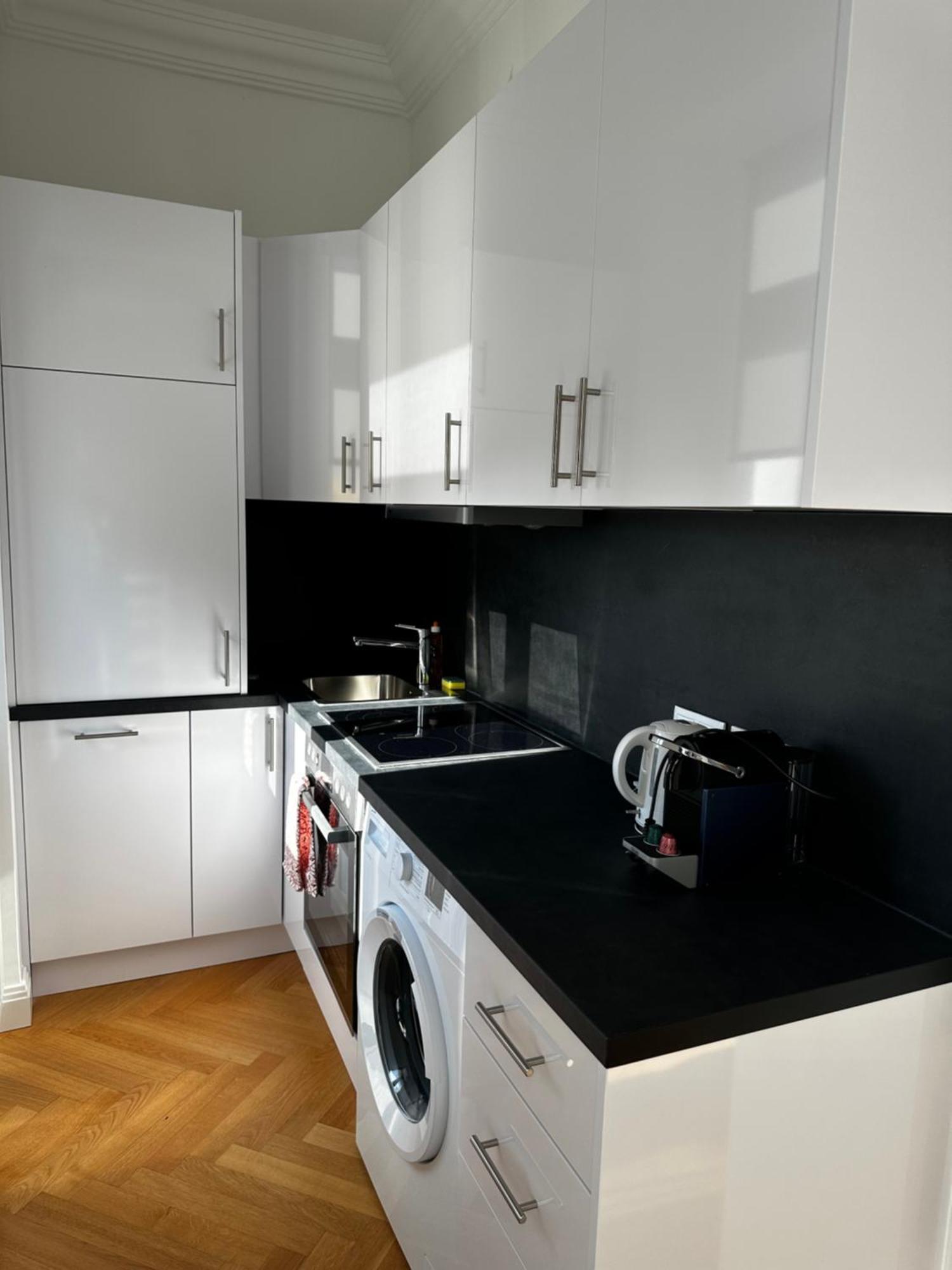 Apartment Altbaujuwel Mit Terrasse, 15